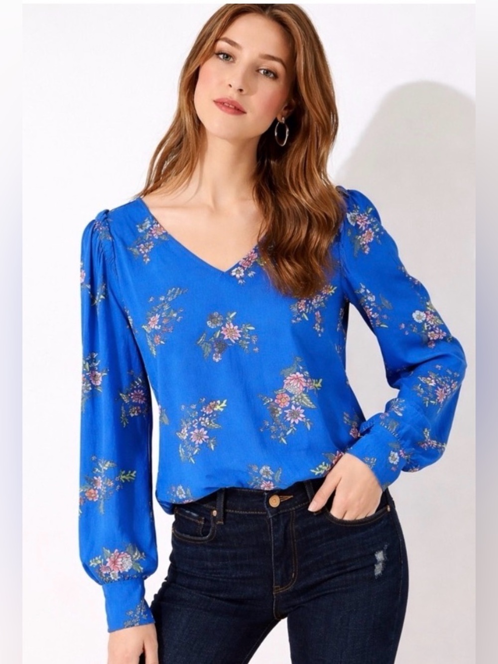 LOFT Blue Floral Rayon Blouse Medium V Neck Long Sleeve Smocked Cuff Top